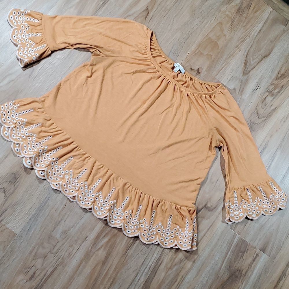 🔺️Fever Mustard Yellow Off Shoulder 3/4 Sleeve Top Large